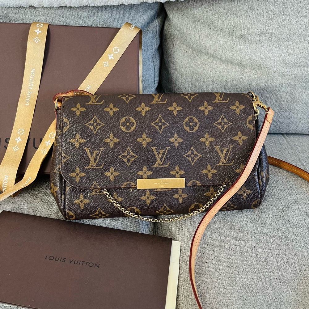 Louis Vuitton Favorite MM